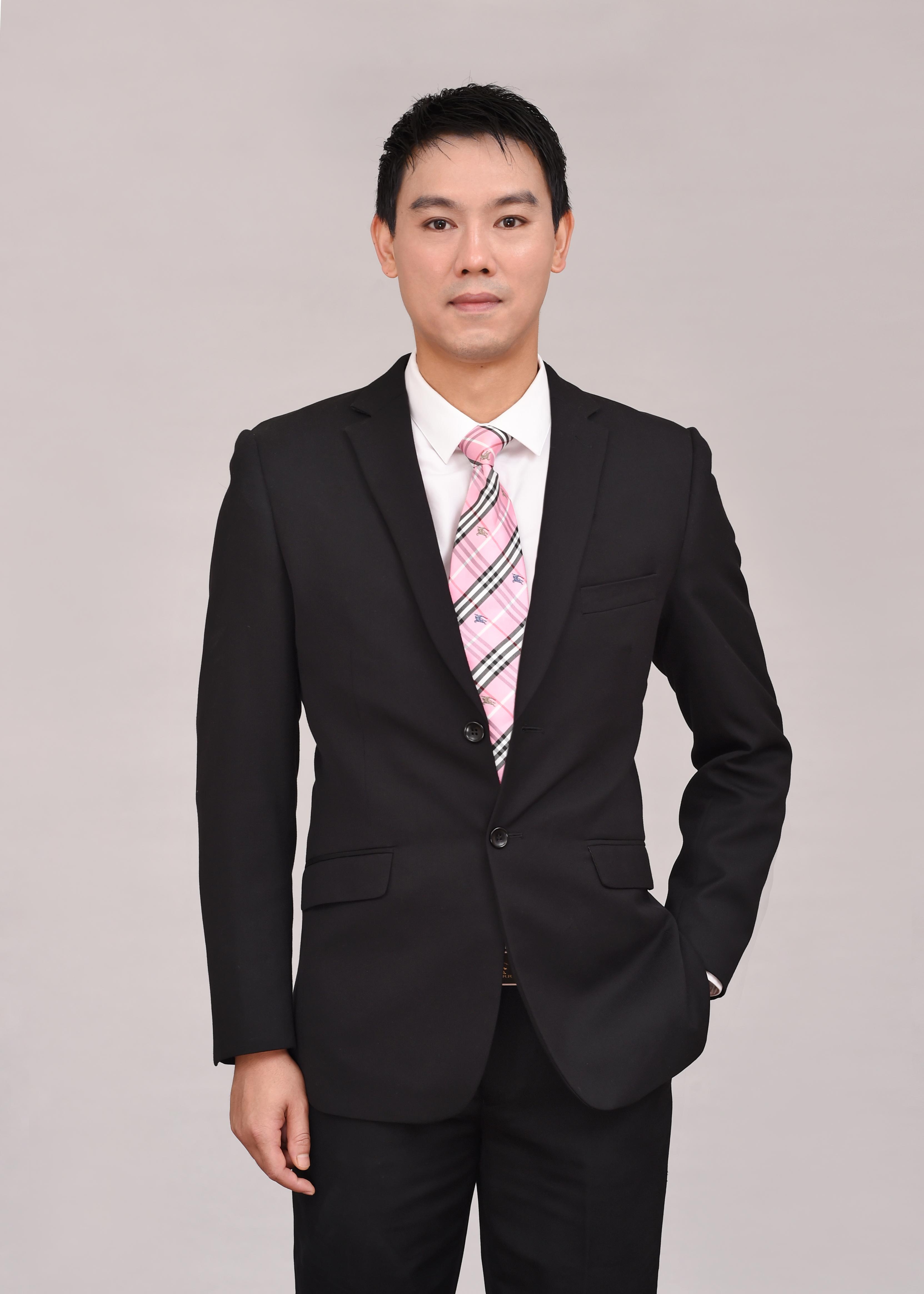 郑代春跟组制片负责人