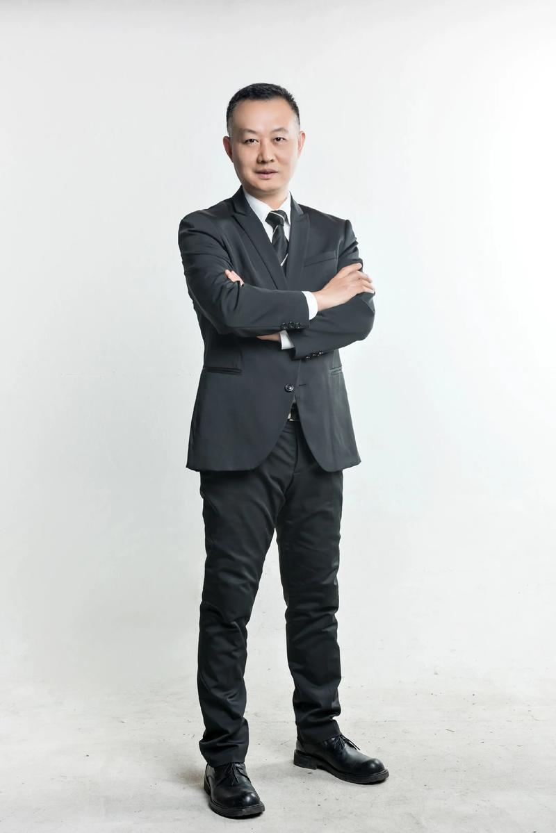 黄启仲剧本与叙事策划总监